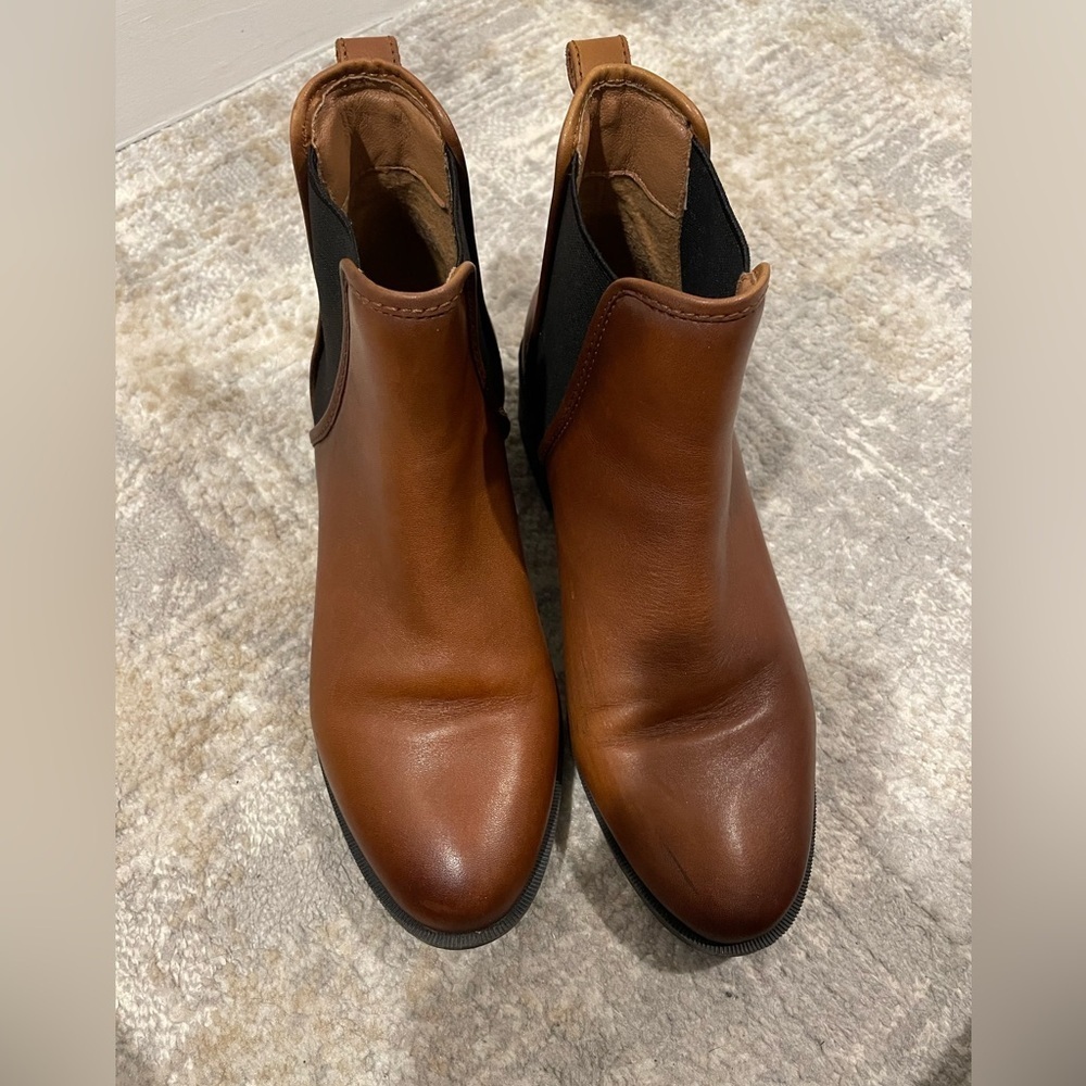 Steve Madden Dares Chelsea Boots Cognac Brown Leather With Black Accent Size 8.5 - Picture 5 of 12